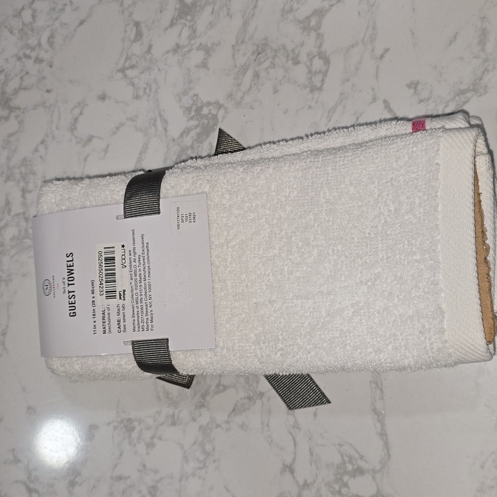 Valentine's Day Hand & Guest Towels-Love - Picture 5 of 12